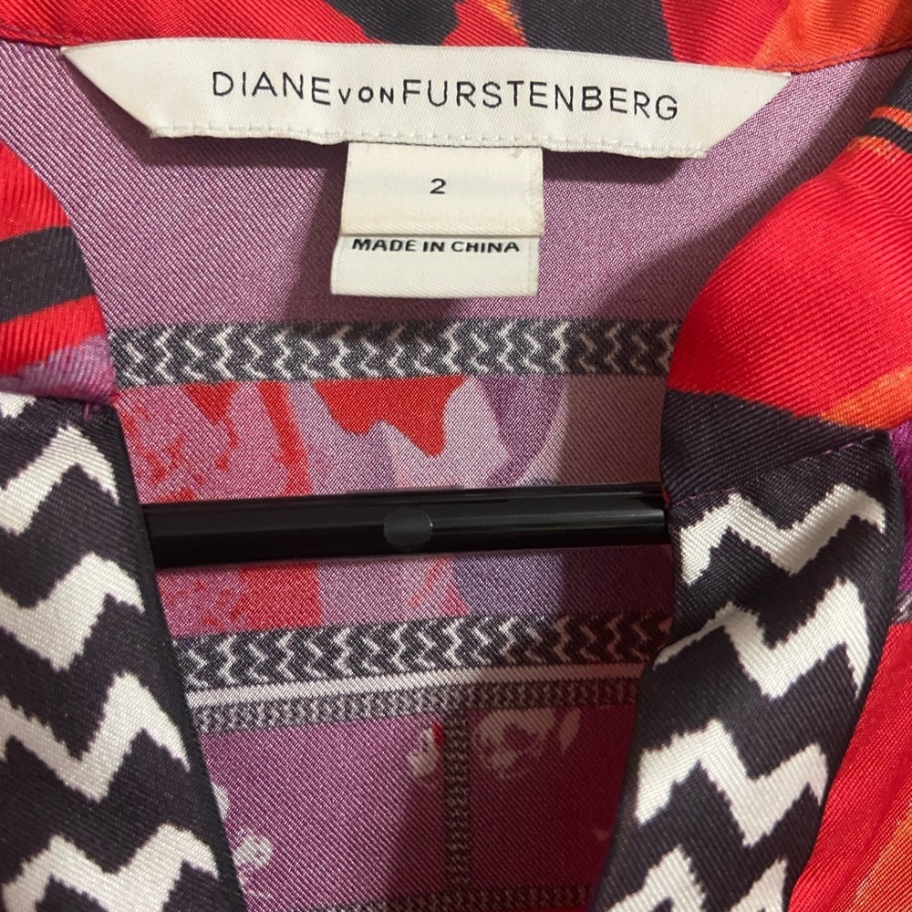 Diane VonFurstenberg Authentic 2016 Runway Women's Size 2 100% Silk Dress EUC - Picture 11 of 11